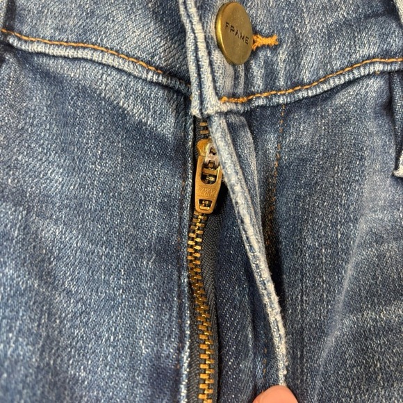 NEW Frame Le High Straight Fade In Merriweather Distressed Raw Hem Size 32 - Picture 10 of 13